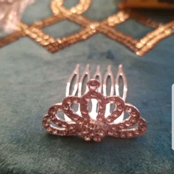 Girls Mini Rhinestone Tiara Crowns Hairpin Combs New Set Of 6! Multiple Styles - Picture 7 of 11